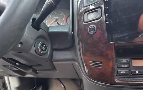 Nissan Patrol, 2002 год, 700 000 рублей, 10 фотография