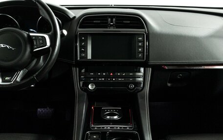 Jaguar F-Pace, 2018 год, 3 599 898 рублей, 14 фотография