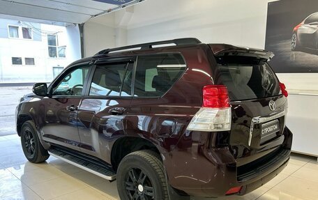 Toyota Land Cruiser Prado 150 рестайлинг 2, 2013 год, 2 749 000 рублей, 5 фотография