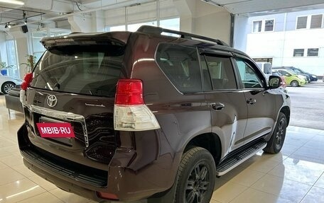 Toyota Land Cruiser Prado 150 рестайлинг 2, 2013 год, 2 749 000 рублей, 8 фотография