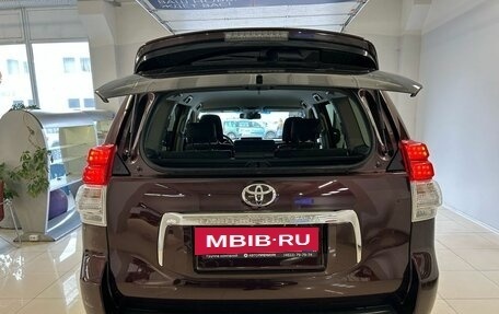 Toyota Land Cruiser Prado 150 рестайлинг 2, 2013 год, 2 749 000 рублей, 7 фотография
