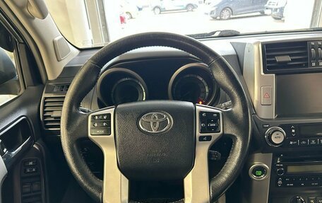 Toyota Land Cruiser Prado 150 рестайлинг 2, 2013 год, 2 749 000 рублей, 15 фотография