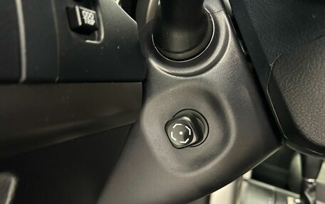 Toyota Land Cruiser Prado 150 рестайлинг 2, 2013 год, 2 749 000 рублей, 16 фотография
