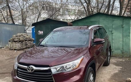Toyota Highlander III, 2014 год, 3 390 000 рублей, 1 фотография