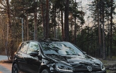 Volkswagen Golf VI, 2010 год, 900 000 рублей, 2 фотография