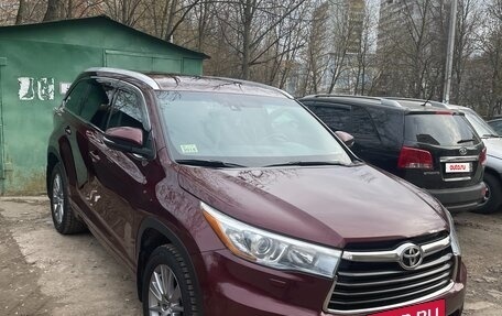 Toyota Highlander III, 2014 год, 3 390 000 рублей, 2 фотография