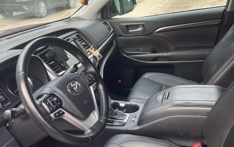 Toyota Highlander III, 2014 год, 3 390 000 рублей, 24 фотография