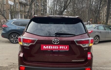 Toyota Highlander III, 2014 год, 3 390 000 рублей, 7 фотография