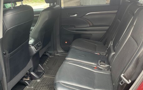 Toyota Highlander III, 2014 год, 3 390 000 рублей, 26 фотография