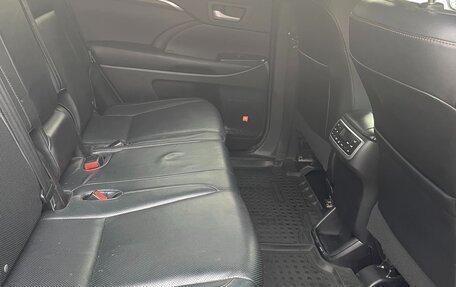 Toyota Highlander III, 2014 год, 3 390 000 рублей, 27 фотография