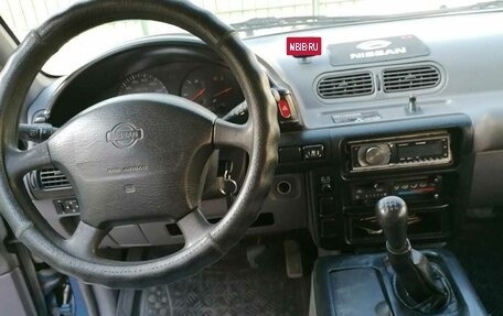 Nissan Serena II, 1999 год, 325 000 рублей, 13 фотография