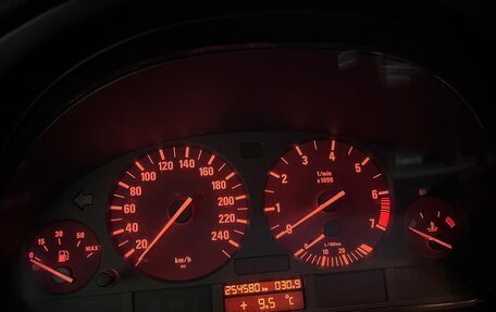 BMW 5 серия, 1999 год, 480 000 рублей, 8 фотография