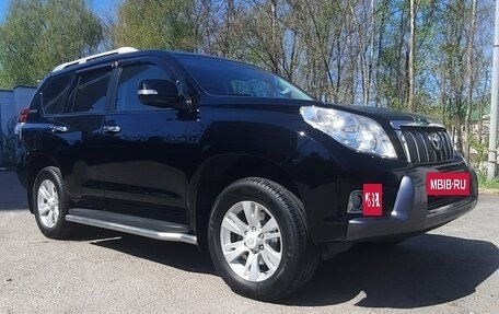 Toyota Land Cruiser Prado 150 рестайлинг 2, 2013 год, 3 220 000 рублей, 2 фотография