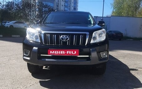 Toyota Land Cruiser Prado 150 рестайлинг 2, 2013 год, 3 220 000 рублей, 10 фотография