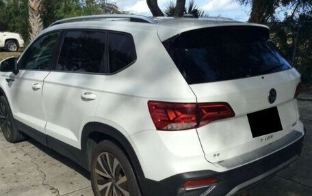 Volkswagen Taos, 2021 год, 2 200 000 рублей, 6 фотография