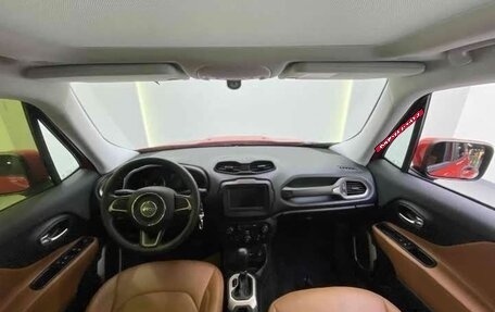 Jeep Renegade I рестайлинг, 2019 год, 1 364 000 рублей, 9 фотография