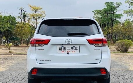 Toyota Highlander III, 2021 год, 2 500 011 рублей, 5 фотография