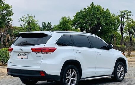Toyota Highlander III, 2021 год, 2 500 011 рублей, 6 фотография