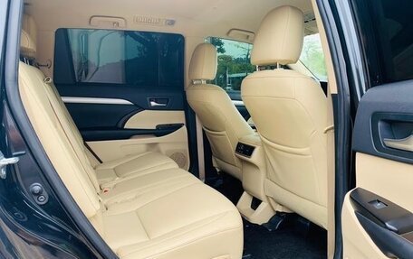 Toyota Highlander III, 2021 год, 2 500 011 рублей, 11 фотография