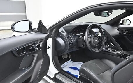 Jaguar F-Type I рестайлинг 2, 2021 год, 4 480 000 рублей, 10 фотография