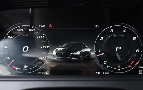 Jaguar F-Type I рестайлинг 2, 2021 год, 4 480 000 рублей, 7 фотография
