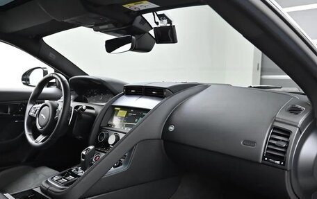 Jaguar F-Type I рестайлинг 2, 2021 год, 4 480 000 рублей, 6 фотография