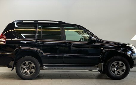 Toyota Land Cruiser Prado 120 рестайлинг, 2007 год, 2 250 000 рублей, 5 фотография