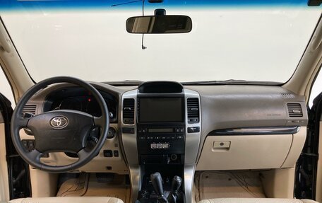 Toyota Land Cruiser Prado 120 рестайлинг, 2007 год, 2 250 000 рублей, 10 фотография