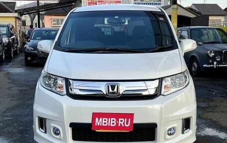 Honda Freed I, 2015 год, 812 000 рублей, 8 фотография