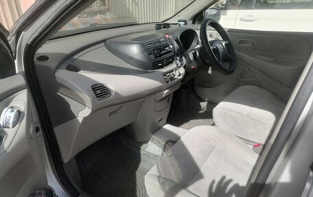 Nissan Tino, 2001 год, 400 000 рублей, 6 фотография