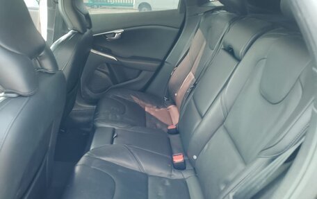 Volvo V40 II рестайлинг, 2014 год, 856 500 рублей, 14 фотография