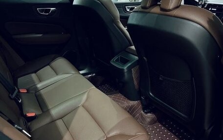Volvo XC60 II, 2021 год, 2 800 000 рублей, 17 фотография