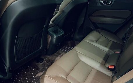 Volvo XC60 II, 2021 год, 2 800 000 рублей, 15 фотография
