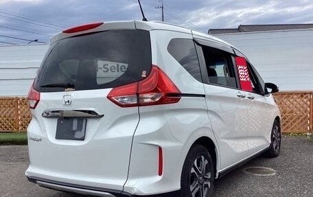 Honda Freed II, 2021 год, 1 244 000 рублей, 2 фотография