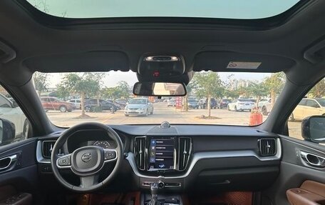 Volvo XC60 II, 2021 год, 2 810 000 рублей, 12 фотография