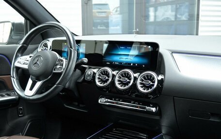 Mercedes-Benz GLA, 2020 год, 3 240 000 рублей, 29 фотография