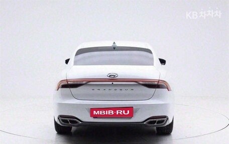 Hyundai Grandeur, 2021 год, 2 700 000 рублей, 5 фотография
