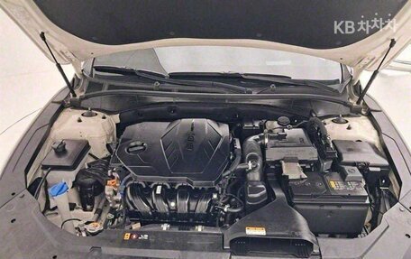 Hyundai Grandeur, 2021 год, 2 700 000 рублей, 15 фотография