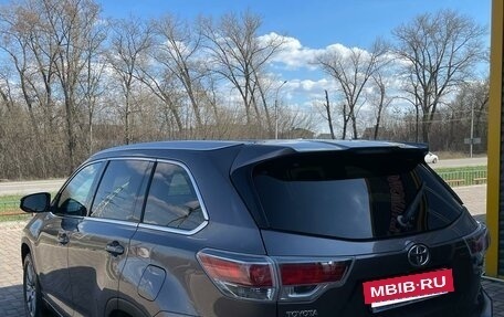 Toyota Highlander III, 2014 год, 300 000 рублей, 18 фотография