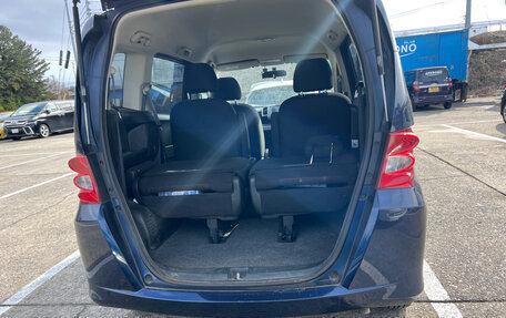 Honda Freed I, 2010 год, 750 000 рублей, 8 фотография