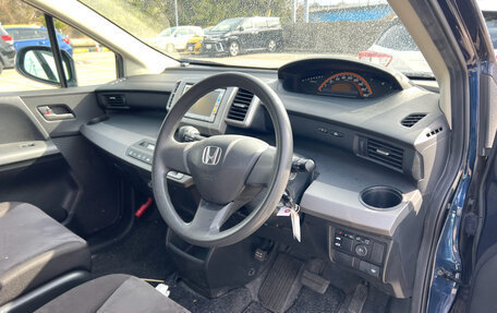 Honda Freed I, 2010 год, 750 000 рублей, 19 фотография