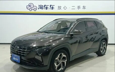 Hyundai Tucson III, 2021 год, 1 750 000 рублей, 2 фотография