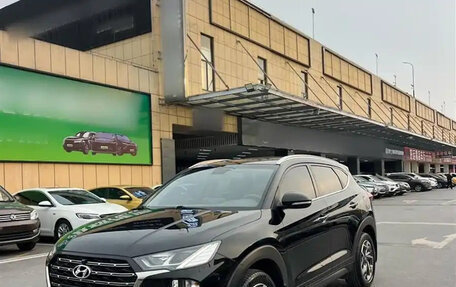 Hyundai Tucson III, 2020 год, 1 750 000 рублей, 1 фотография