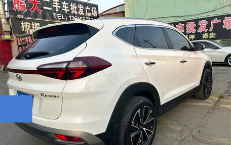 Hyundai Tucson III, 2020 год, 1 750 000 рублей, 5 фотография