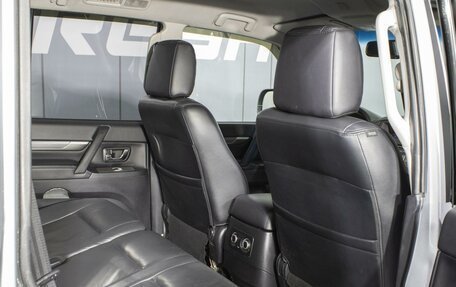 Mitsubishi Pajero IV, 2011 год, 1 880 000 рублей, 11 фотография