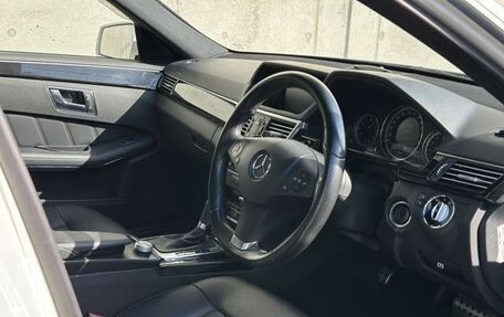 Mercedes-Benz E-Класс, 2012 год, 1 356 000 рублей, 10 фотография