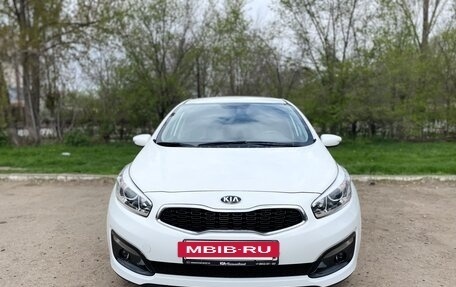 KIA cee'd III, 2017 год, 1 750 000 рублей, 2 фотография