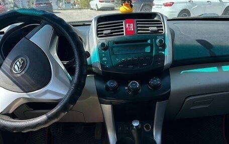 Lifan X60 I рестайлинг, 2013 год, 580 000 рублей, 7 фотография