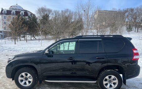 Toyota Land Cruiser Prado 150 рестайлинг 2, 2017 год, 4 070 000 рублей, 3 фотография