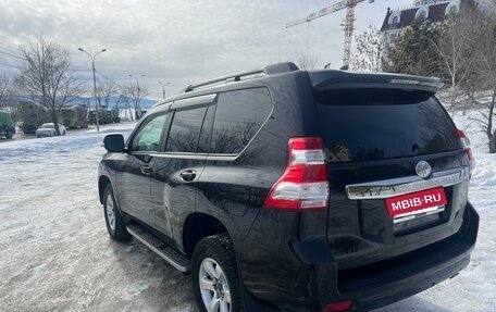 Toyota Land Cruiser Prado 150 рестайлинг 2, 2017 год, 4 070 000 рублей, 7 фотография